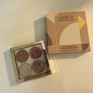 Nabla Glorious Lights glitter palette